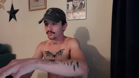 Snapshot of danilorenz0 chatting on 06-03-26, 03:50 Dani Lorenzo online show from 06-03-26, 03:50