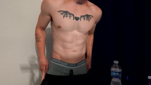 Snapshot of danilorenz0 chatting on 06-08-26, 10:54 Dani Lorenzo online show from 06-08-26, 10:54