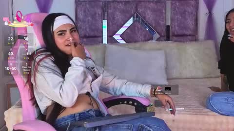 Danilu and Eva online show from 12-22-25, 07:11