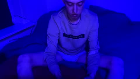 danlshkarl9000 online show from 04-26-26, 11:24