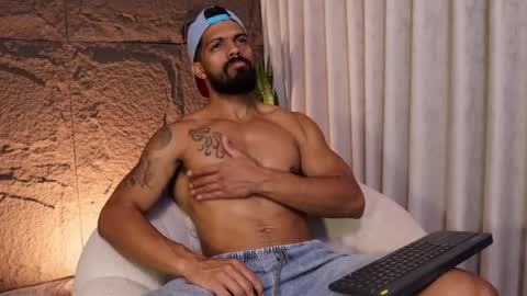 Dann saenz online show from 04-05-26, 02:25