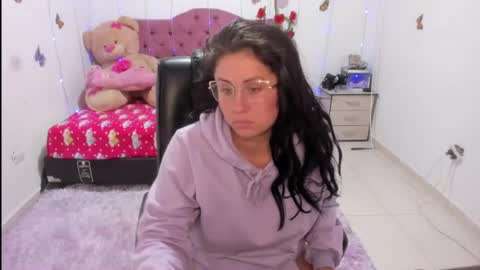 Snapshot of dannajeins chatting on 06-14-26, 07:05 Danna Sofia jeins online show from 06-14-26, 07:05