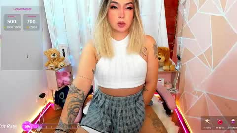 dannia_13 online show from 03-11-25, 01:48