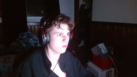 dannnnle online show from 11-27-25, 03:08