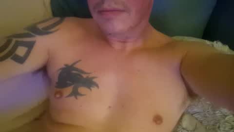 Snapshot of dannydb1981 chatting on 11-29-25, 09:51 dannydb1981 online show from 11-29-25, 09:51