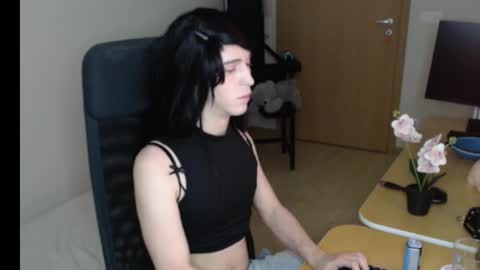 Snapshot of dante_twink__ chatting on 02-02-26, 06:17 Dante online show from 02-02-26, 06:17