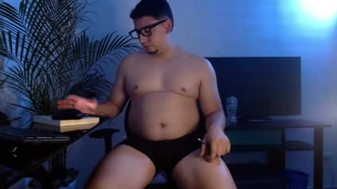  A L E J A N D R O  online show from 06-01-26, 11:06
