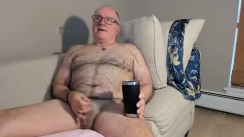 Snapshot of dantes_lion chatting on 11-15-25, 07:32 Mark online show from 11-15-25, 07:32