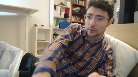 Daniel online show from 12-20-24, 01:54