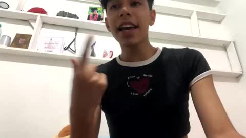 Snapshot of dany_everglott chatting on 02-19-25, 01:51 Dany everglot online show from 02-19-25, 01:51