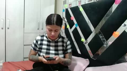 daphne877046 online show from 05-12-26, 01:47