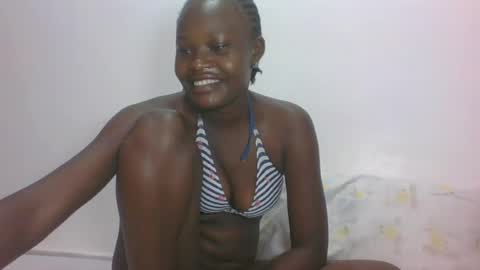 Snapshot of darberry21 chatting on 06-29-26, 04:30 ESTHER online show from 06-29-26, 04:30