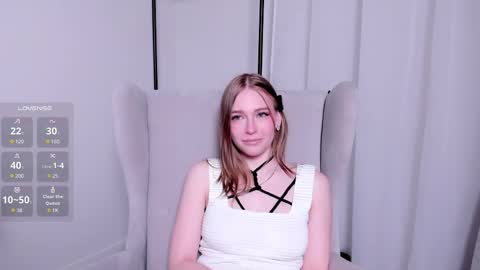 Snapshot of darbyreckard chatting on 04-03-26, 12:19 Rina online show from 04-03-26, 12:19