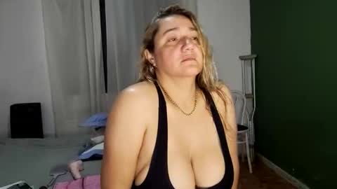 darius171987 online show from 06-10-26, 07:46