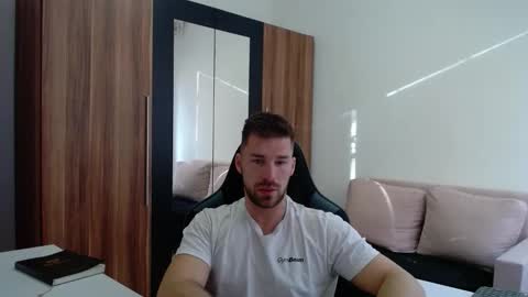 Snapshot of darius_94 chatting on 04-19-26, 05:29 darius_94 online show from 04-19-26, 05:29