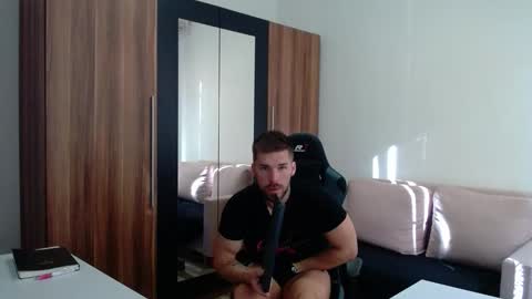Snapshot of darius_94 chatting on 05-03-26, 05:57 darius_94 online show from 05-03-26, 05:57