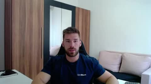 Snapshot of darius_94 chatting on 05-05-26, 04:09 darius_94 online show from 05-05-26, 04:09