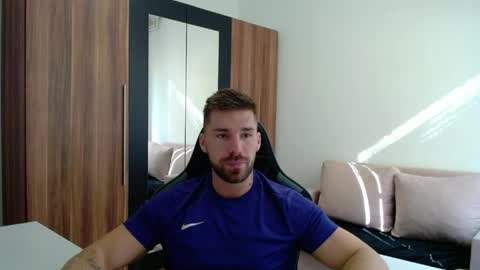 Snapshot of darius_94 chatting on 05-19-26, 06:09 darius_94 online show from 05-19-26, 06:09