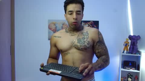 Snapshot of darius_phoenix chatting on 05-28-26, 06:05 Darius Phoenix online show from 05-28-26, 06:05
