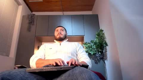 Darius online show from 05-04-26, 11:28