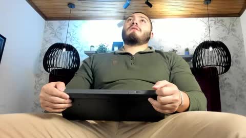 Darius online show from 05-15-26, 11:17