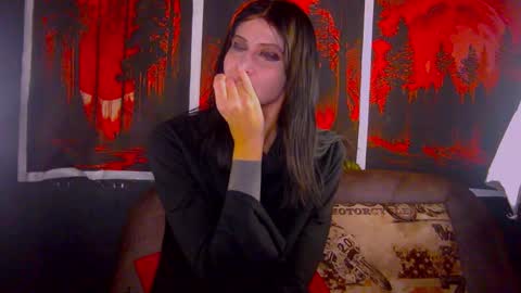 dark_briilliant online show from 11-19-25, 05:35