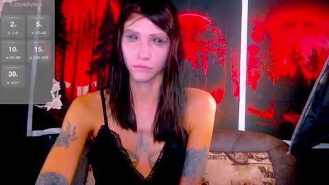 dark_briilliant online show from 12-01-25, 02:22