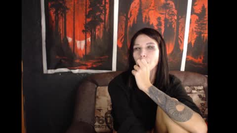 dark_briilliant online show from 12-03-25, 03:43