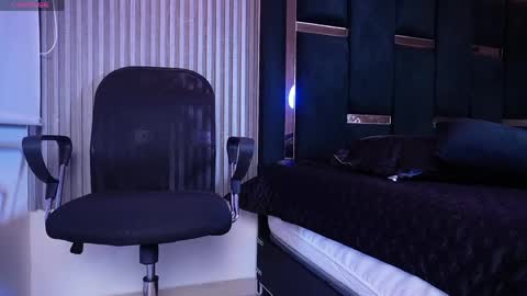 Sr. Eros online show from 04-12-26, 03:11