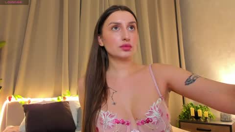 Celine online show from 04-08-26, 12:27