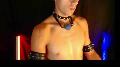 Snapshot of dark_rosse1 chatting on 06-13-26, 03:04 rosse online show from 06-13-26, 03:04
