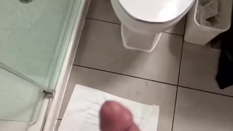 Snapshot of darkale24759843 chatting on 11-25-25, 11:38 darkale24759843 online show from 11-25-25, 11:38