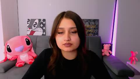 Amelie online show from 04-26-26, 06:49