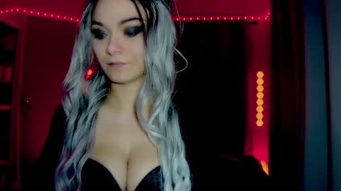 roseredgoddess online show from 04-14-26, 02:50