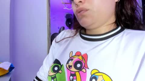 Snapshot of darlingbdsm_ chatting on 04-27-26, 01:31 Darling online show from 04-27-26, 01:31