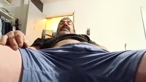 Snapshot of darmic chatting on 04-16-26, 08:59 darmic online show from 04-16-26, 08:59