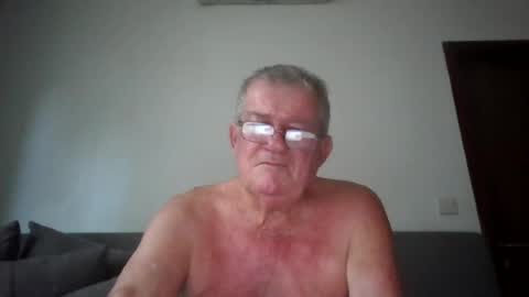 darwincock online show from 06-12-26, 01:59