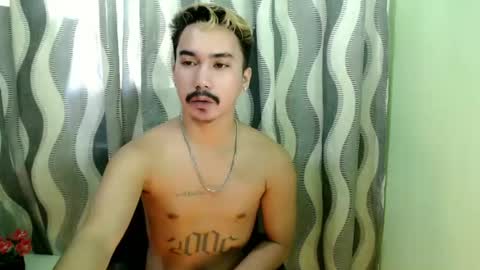 Snapshot of dave_cummers chatting on 06-25-26, 01:49 DAVE online show from 06-25-26, 01:49