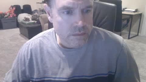 Snapshot of daved14u chatting on 02-04-25, 06:46 daved14u online show from 02-04-25, 06:46