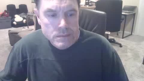 Snapshot of daved14u chatting on 03-19-26, 05:44 daved14u online show from 03-19-26, 05:44