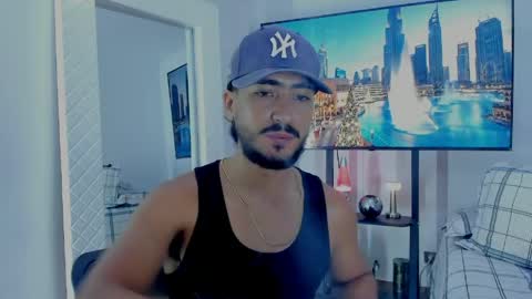 Hey im David that loves to explore and speak their fantasies. Very open talktative and nice. Feel free to chat with me online show from 04-11-26, 01:32