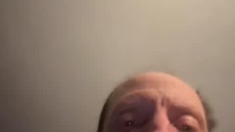 Snapshot of davidcav240 chatting on 02-02-26, 12:04 davidcav240 online show from 02-02-26, 12:04