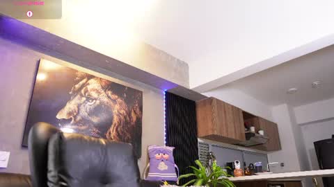 Snapshot of davidd_blake chatting on 06-13-26, 04:43 David Blakee online show from 06-13-26, 04:43