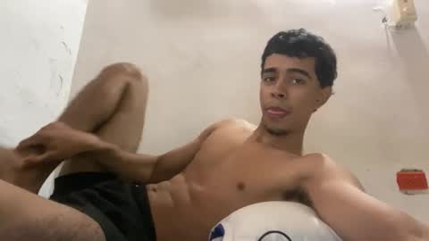 davidth000 online show from 02-03-26, 06:22