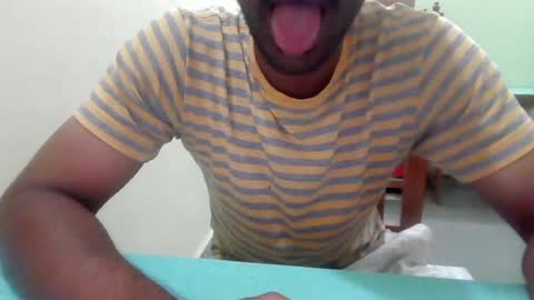 Snapshot of davidvishu975 chatting on 07-18-26, 05:17 Dude97 online show from 07-18-26, 05:17