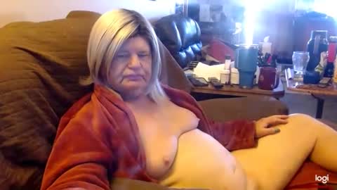 dawndoesall online show from 11-17-25, 05:19