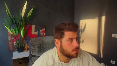 DaxGreer online show from 05-11-26, 04:07