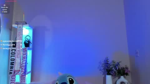Snapshot of dayanahill2 chatting on 07-20-26, 10:56 Dayana Hill online show from 07-20-26, 10:56