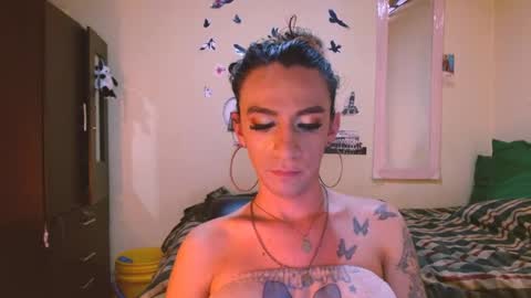 dayanna_01_ online show from 04-30-26, 08:04