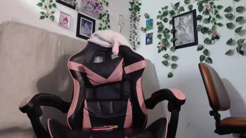 dazzayy online show from 12-04-24, 12:52